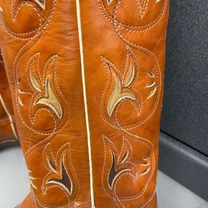 Women’s cowboy boots